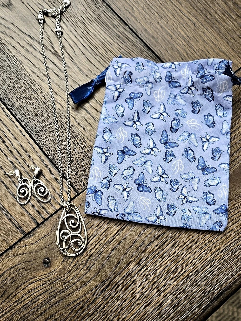 Brighton Silver Swirl Scoop Necklace and Earrings Set